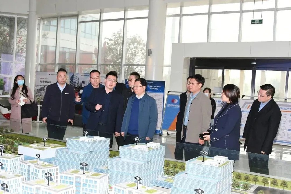 ʡ�̄�(w��)�d�����Q(m��o)�^(q��)����Ƭ�^(q��)�I(l��ng)��(d��o)һ���W�R��Ͷ�Ƽ���(chu��ng)�@�_չ�����߅^(q��)�꽨����ʡ���Q(m��o)ԇ�(y��n)�^(q��)�_�ń�(chu��ng)��(li��n)�Ӆ^(q��)��ӡ����(xi��ng)�{(di��o)��