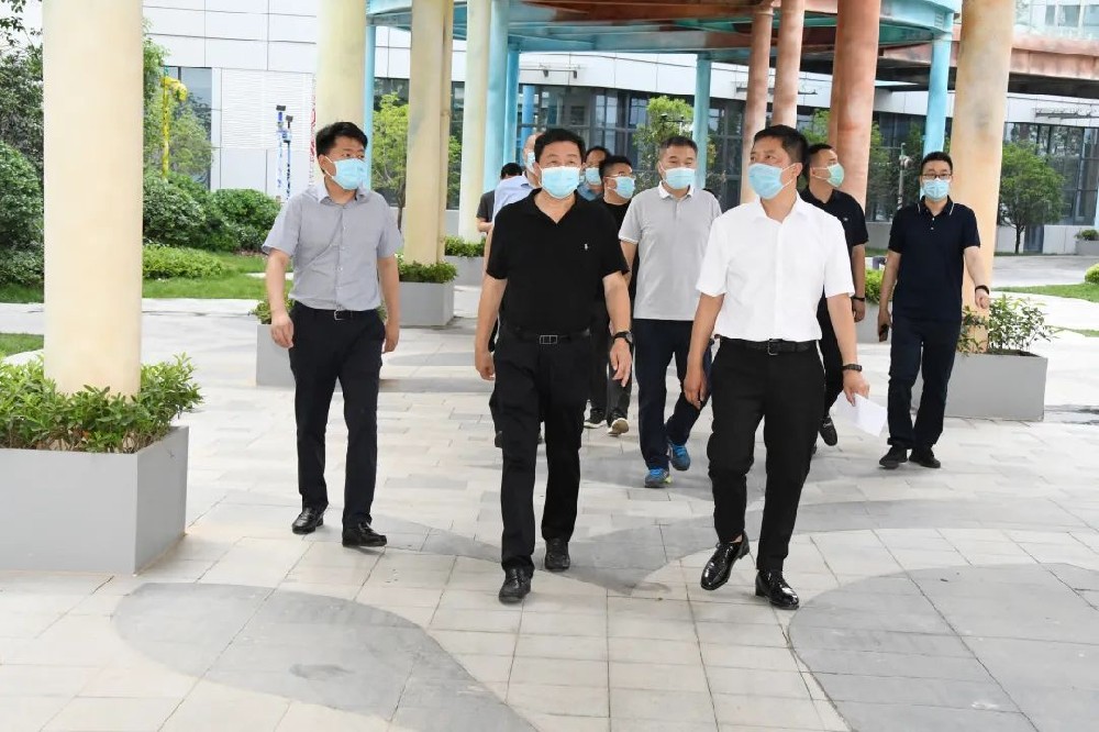 �������˴�ί��������������һ���W�R�@�^�{�С��f�����f�󡱼��˴�����jվ���O����