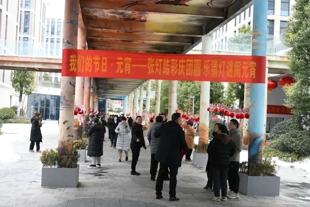 �������������O���҂��Ĺ��ա�Ԫ���������Y�ʑc�F�A �����i�[Ԫ��