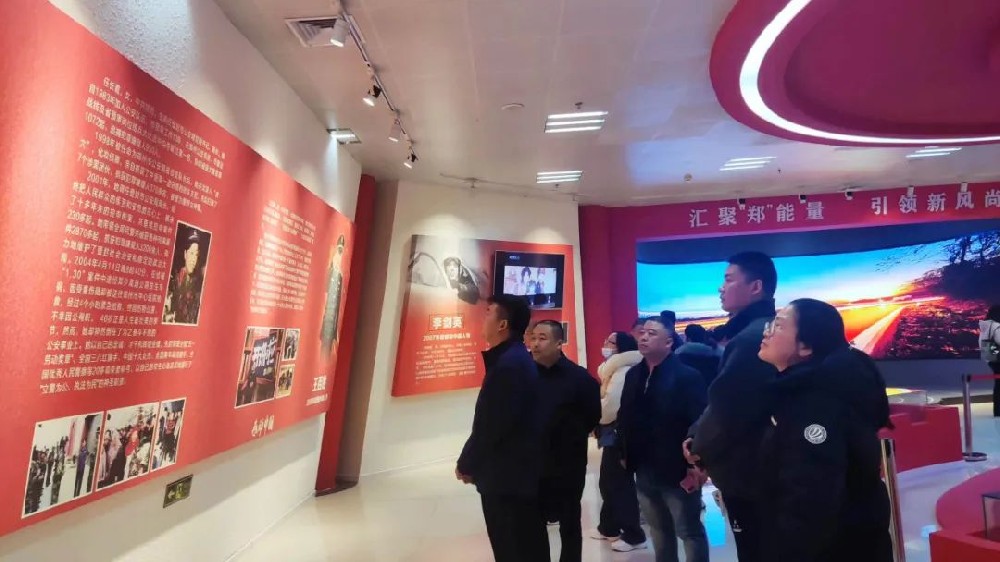 �r(sh��)��������(sh��)�`�Ƅ�(d��ng)�ܩ���Ͷ�a(ch��n)�I(y��)�@��˾�_(k��i)չ���W(xu��)���M(j��n) ��(zh��ng)һ�������}���(d��ng)