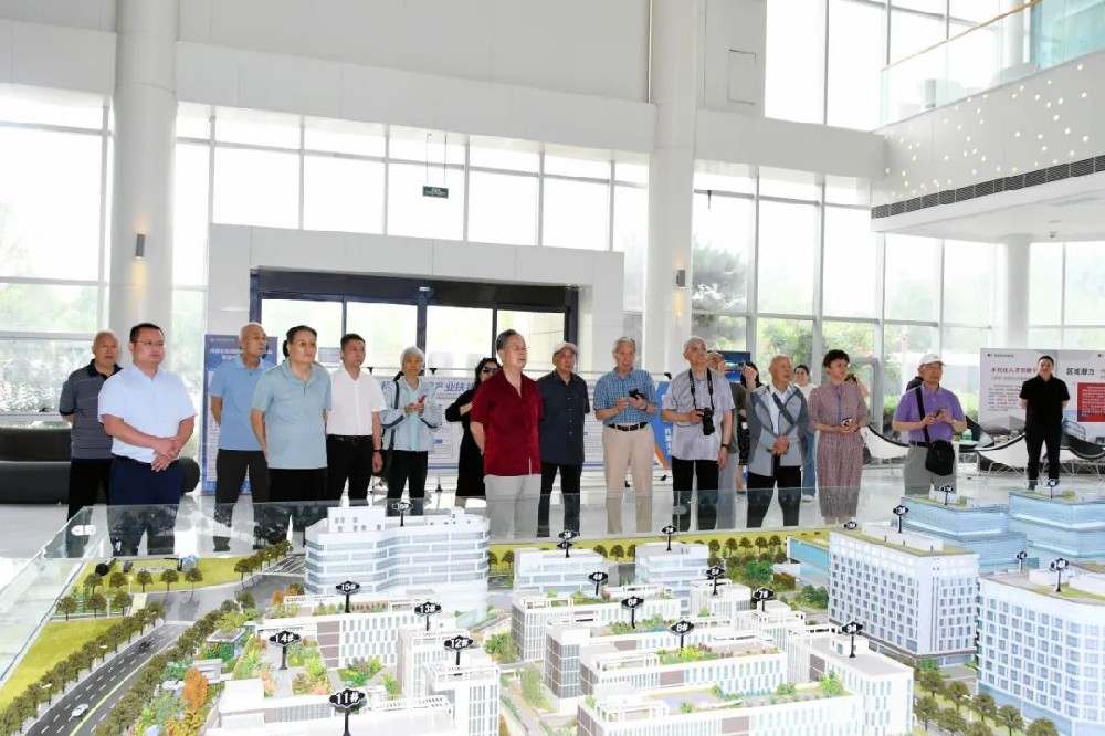 �м������ϸɲ��W�R��Ͷ�Ƽ���(chu��ng)�@�^Ħָ��(d��o)